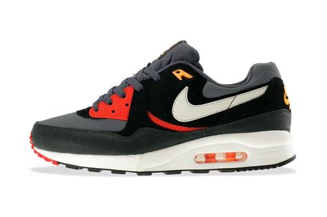 nike air max light essential schwarz|Nike Air Max shoes.